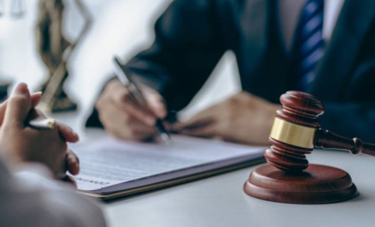 commercial lawyer